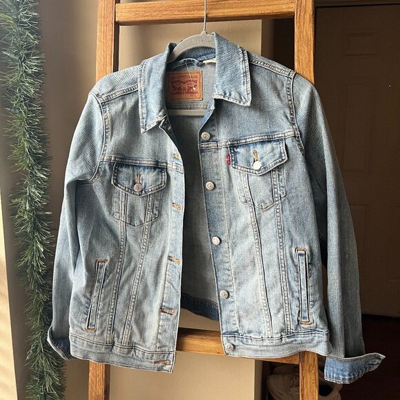 Levis Denim Jacket - Picture 1 of 2